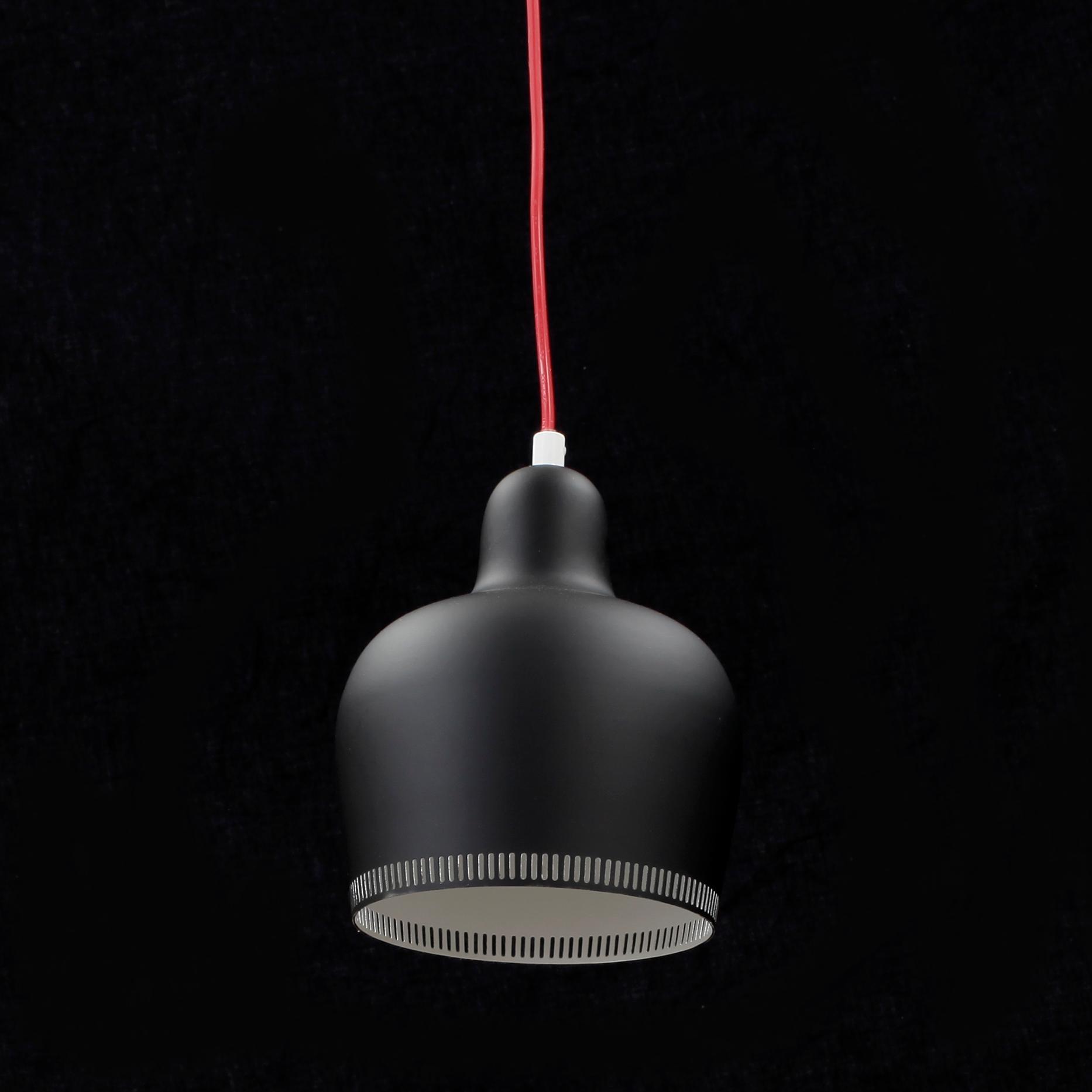 TAKLAMPA, modell A330S, metall, Alvar Aalto, Artek.