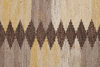 CARPET. "Viggen". Flat weave. 292 x 210,5 cm. Signed SH BK.