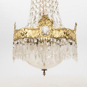 A chandelier around 1900.