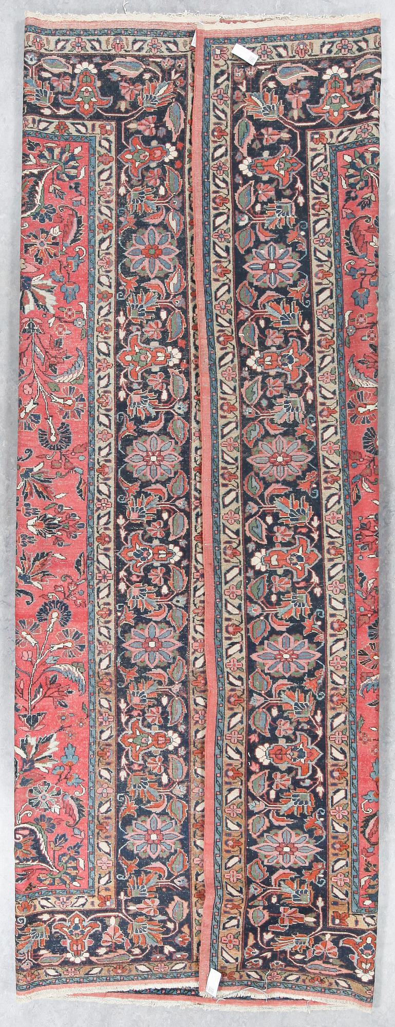 MATTA, semiantik Mahal. Ca 363 x 281 cm.
