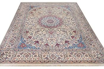 Matta, Nain, part silk, 6 laa, ca. 363 x 249 cm.