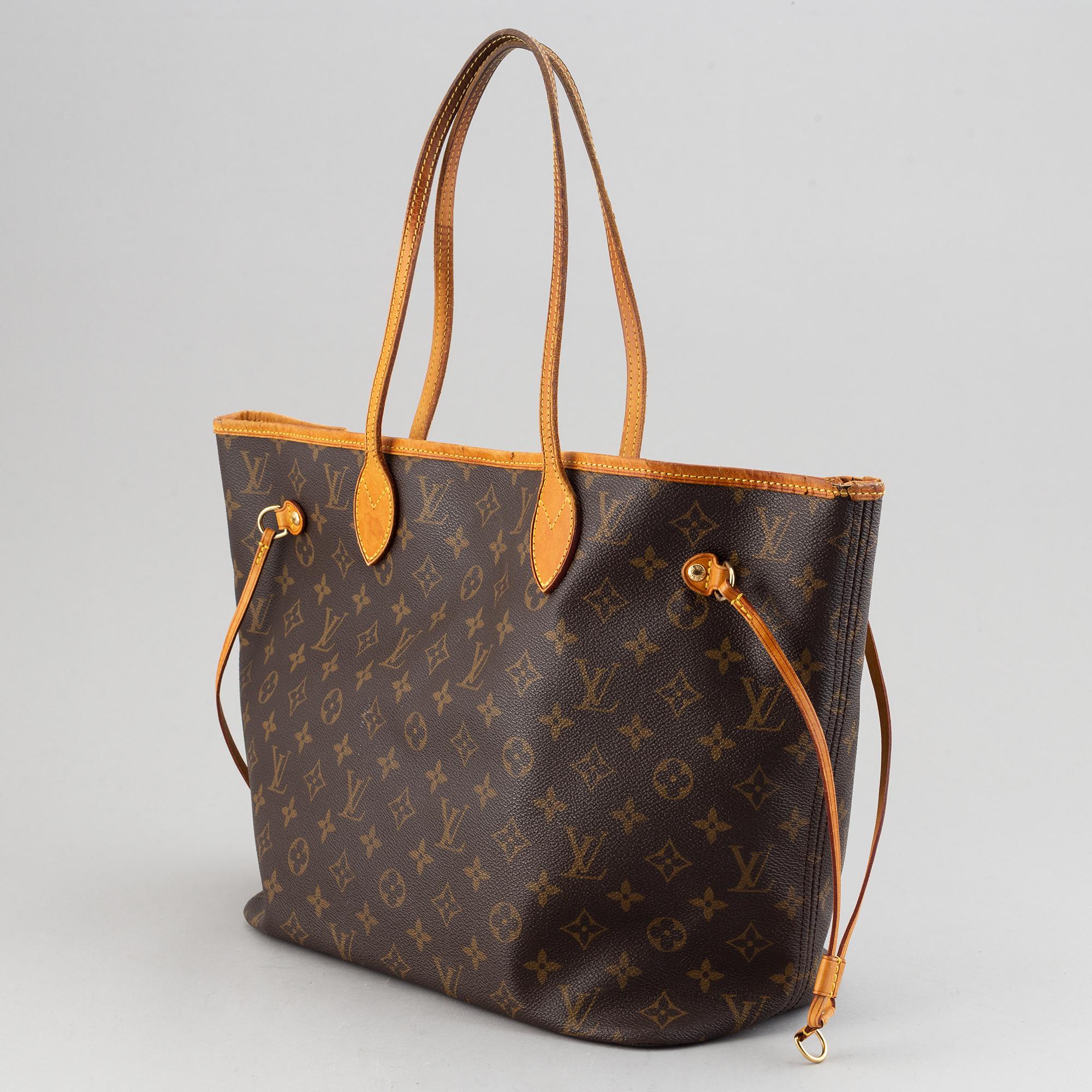 Louis Vuitton, 'Neverfull MM'.