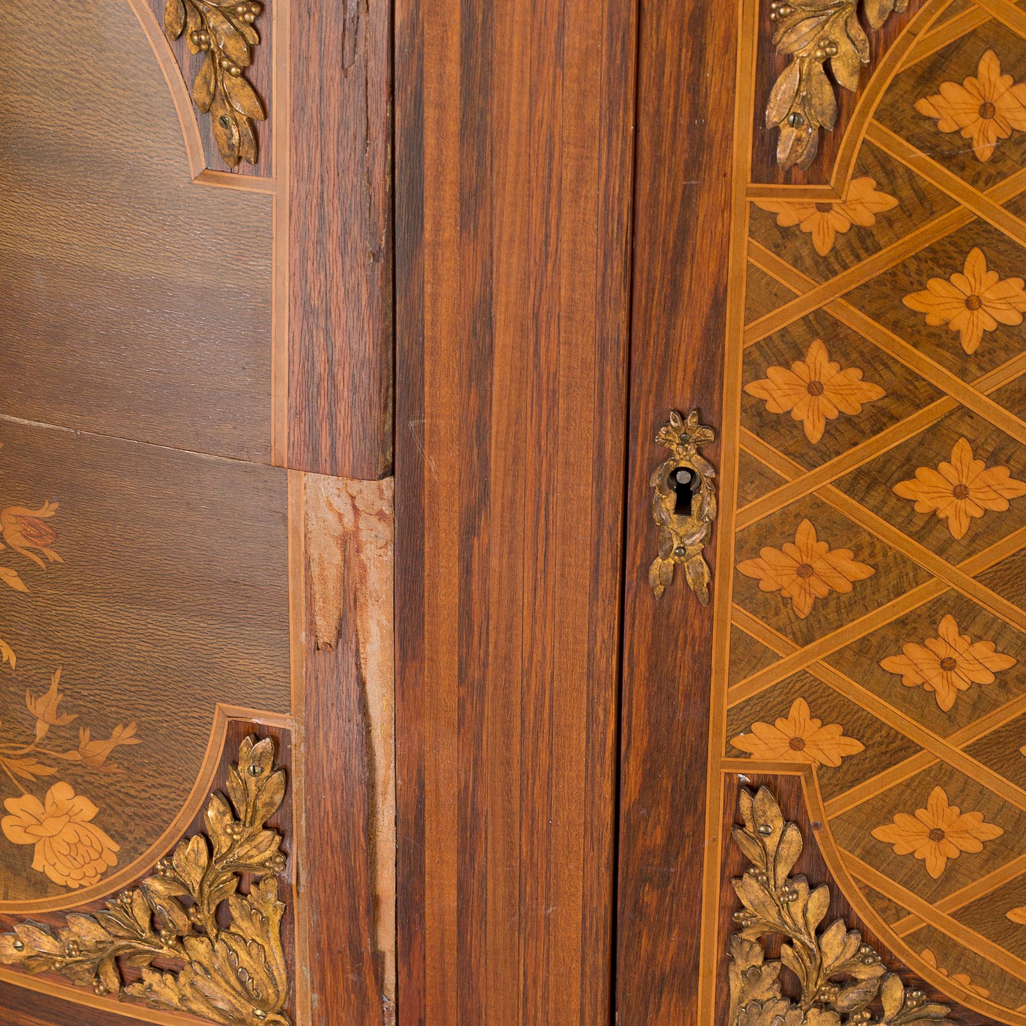 SKÄNK / SIDEBOARD, omkring år 1900.
