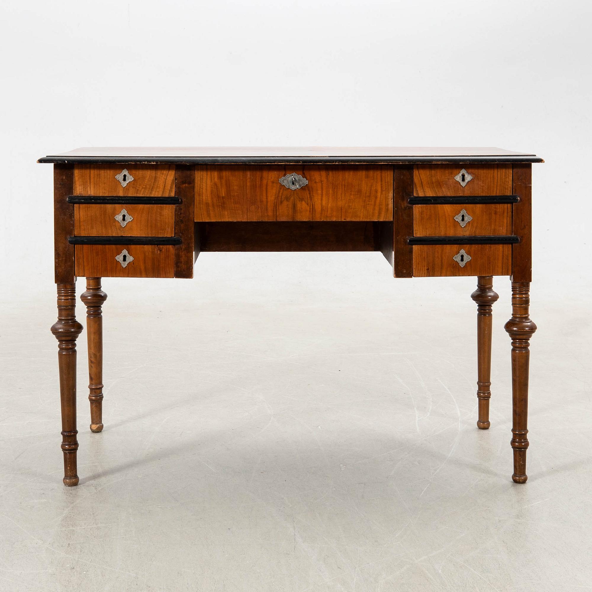 Skrivbord Nyrenässans omkring 1900.