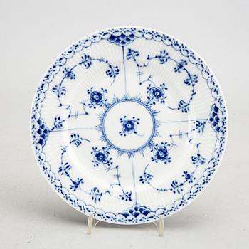 Servis 47 dlr Musselmalet halvblonde Royal Copenhagen Danmark 1900-talets andra hälft.