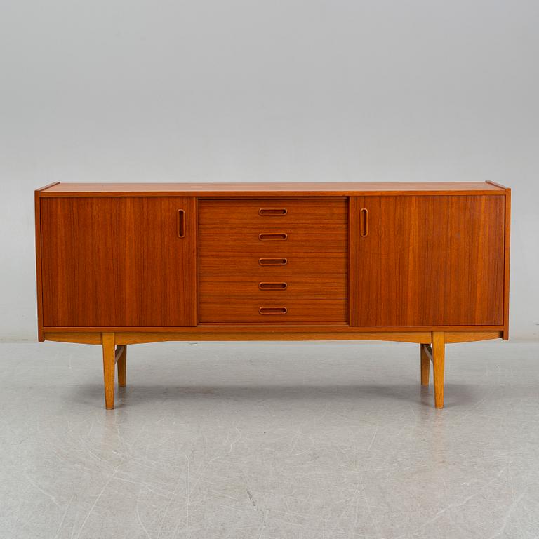 SIDEBOARD, 1900-talets andra hälft.