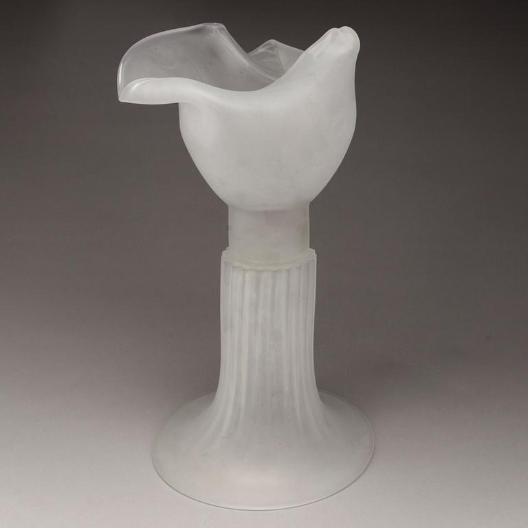 MARKKU SALO, veistos, signeerattu M. Salo, Nuutajärvi "Kokoeilu".