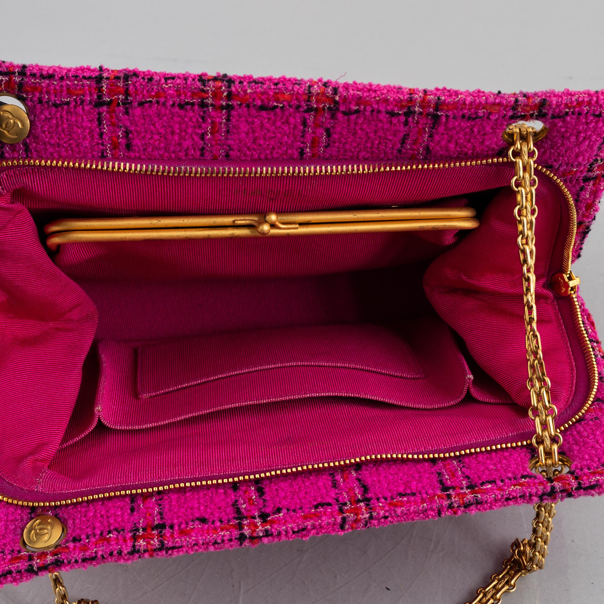 Chanel bag "Emily in Paris - Mademoiselle Shopping Tote bag".