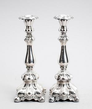 LJUSSTAKAR, 1 par, nysilver, 1900-talets första hälft.