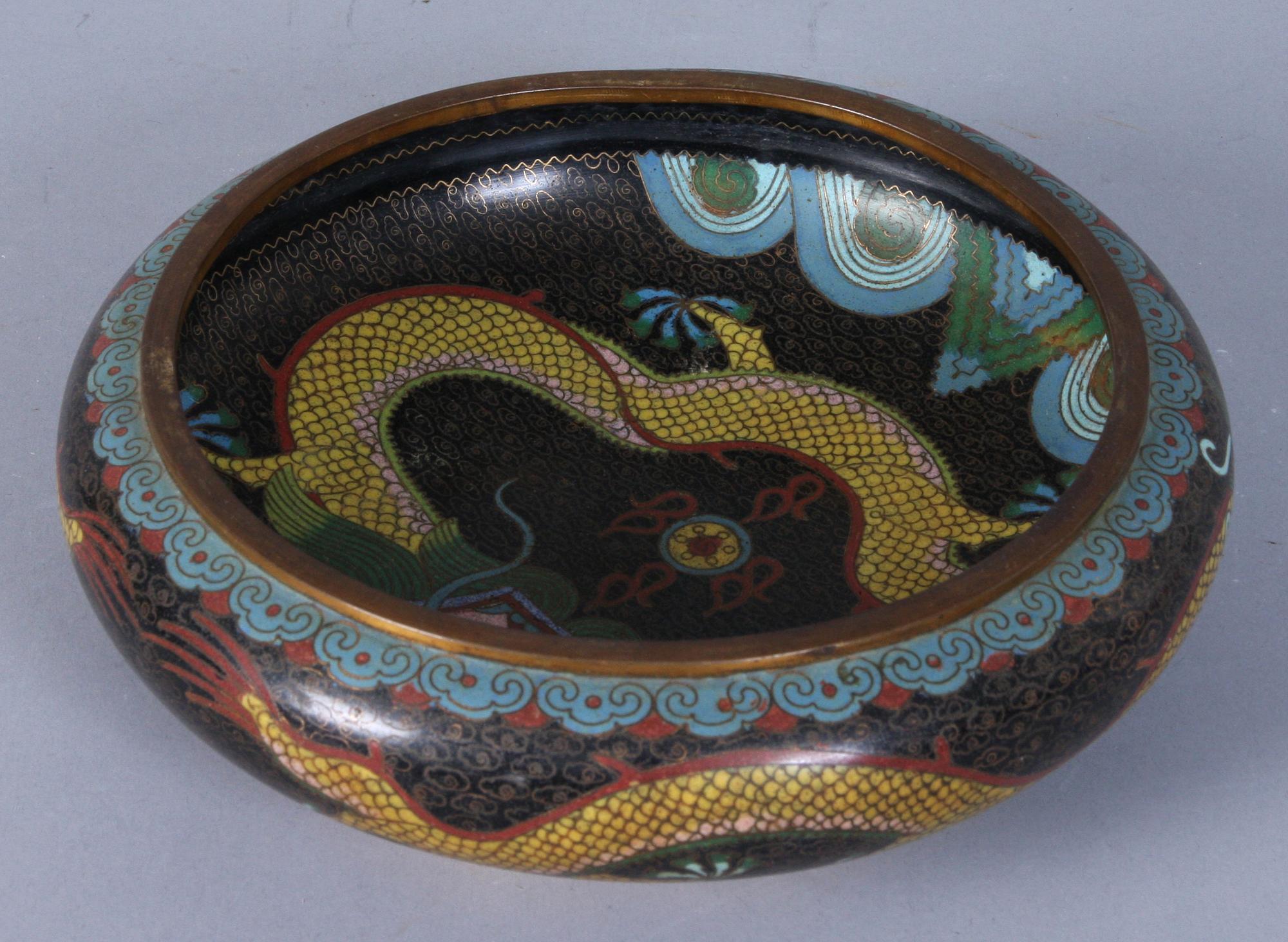 FAT, cloisonne, 1800/1900-tal.