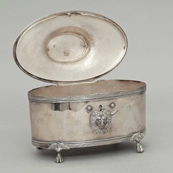 SOCKERSKRIN, silver, Daniel Hallman, Stockholm 1813. Vikt c:a 790 g.