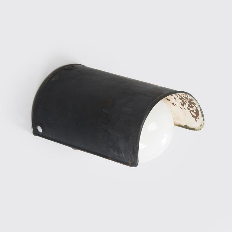 Paavo Tynell, An outdoor wall light, model 7307-16, Taito oy, Finland.