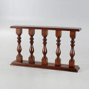 BALUSTRAD, omkring 1900-talets mitt.