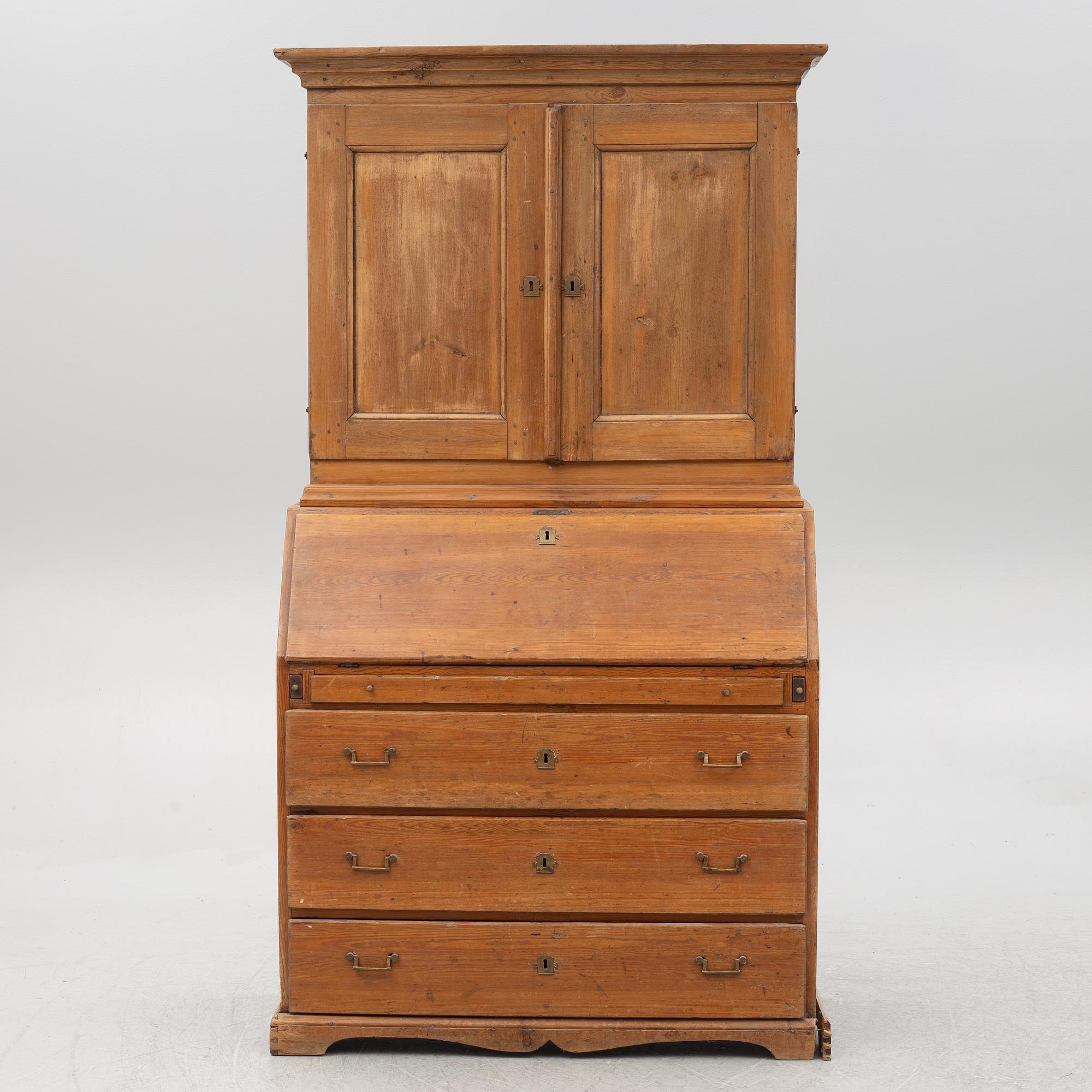 A two-part writing cabinet, around 1800.