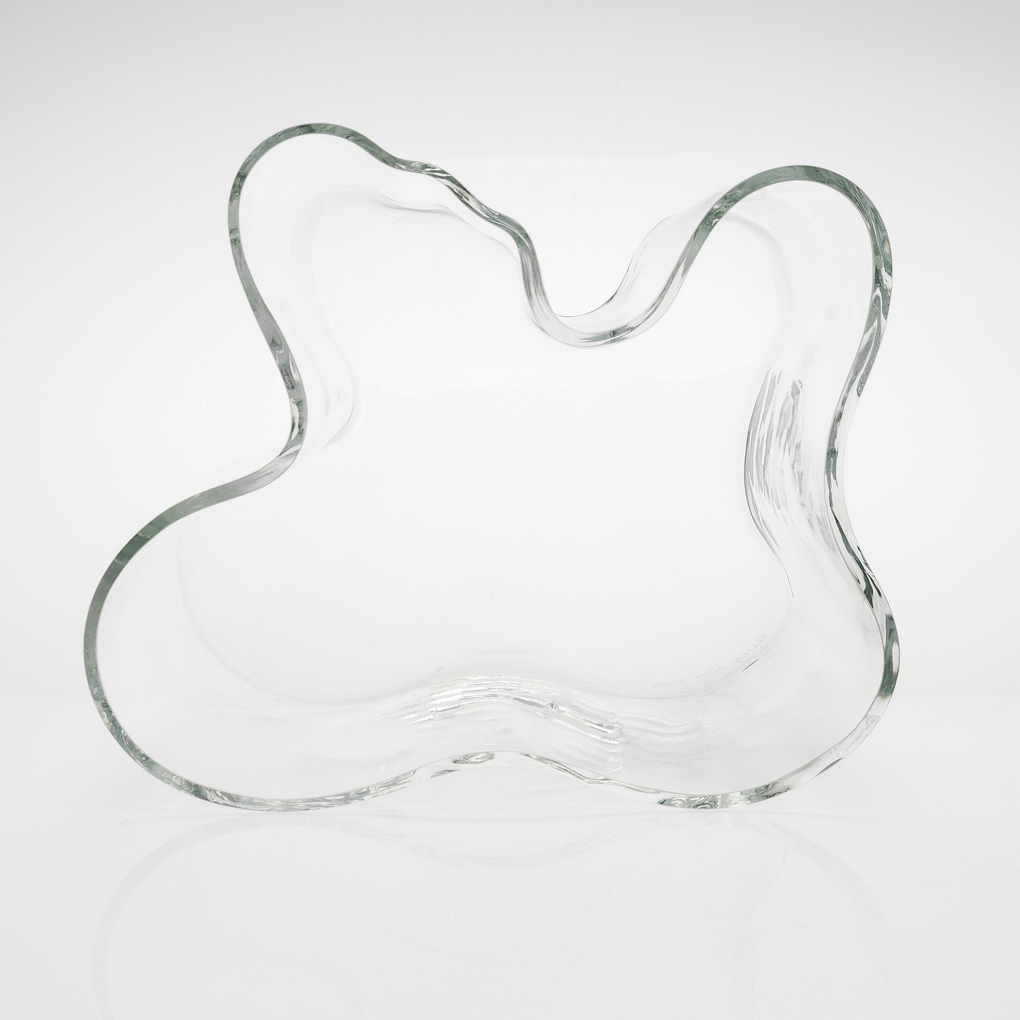 Alvar Aalto, vas, modell 3031 signerad Alvar Aalto 6/1990.