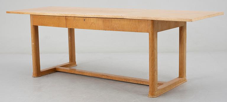 SKRIVBORD, 1930/40-tal.