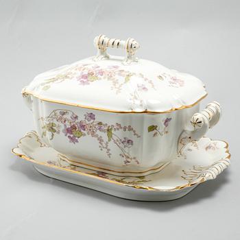 MATSERVIS, 49 delar, opakgods, "Viola", Gustavsberg, tillverkad 1895-1930.