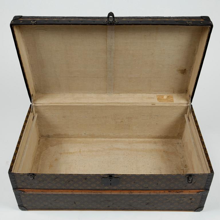 LOUIS VUITTON, koffert, sekelskiftet 1800/1900.