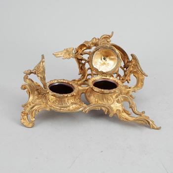 SKRIVSTÄLL, förgylldmässing, nyrokoko, 1800-talets andra hälft.