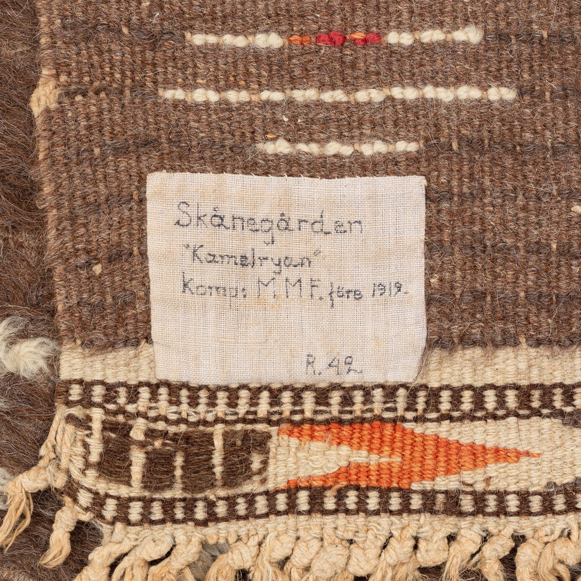 Märta Måås-Fjetterström, matta, "Kamelryan", rya, ca 224 x 108 cm, signerad MMF.