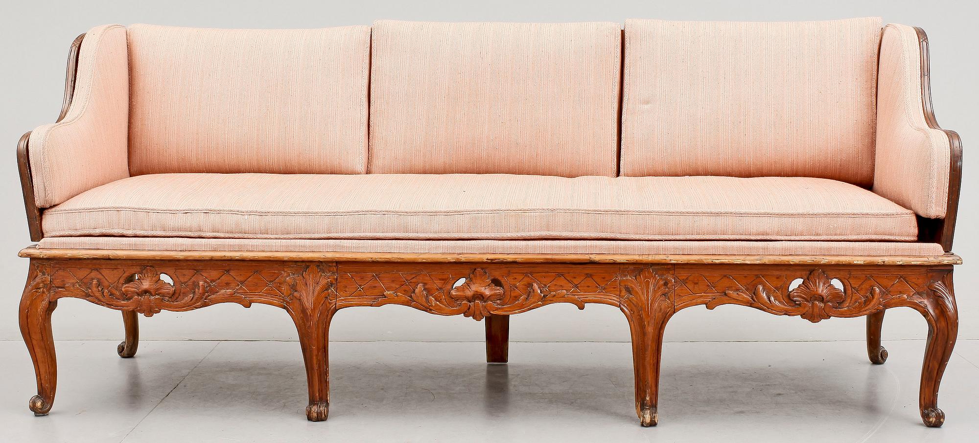 TRÅGSOFFA, delvis rokoko och 1700-tal.