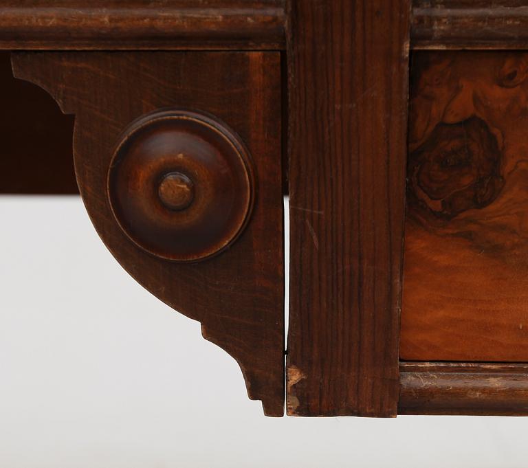 SKRIVBORD, sent 1800-tal.