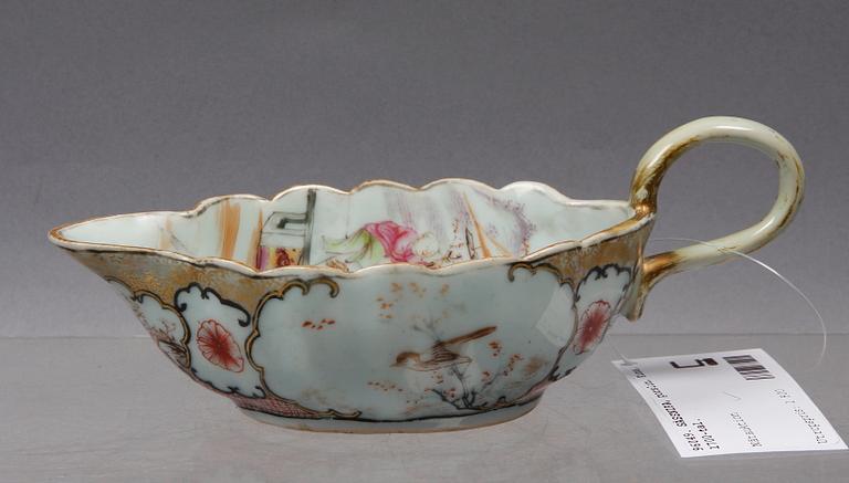 SÅSSNIPA, porslin, Kina, 1700-tal.