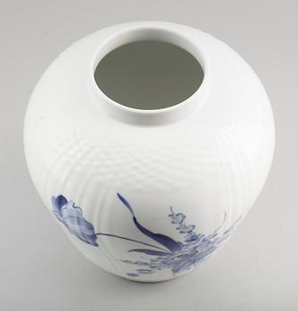 LOCKURNA, porslin, "Blå Blomst", Royal Copenhagen.