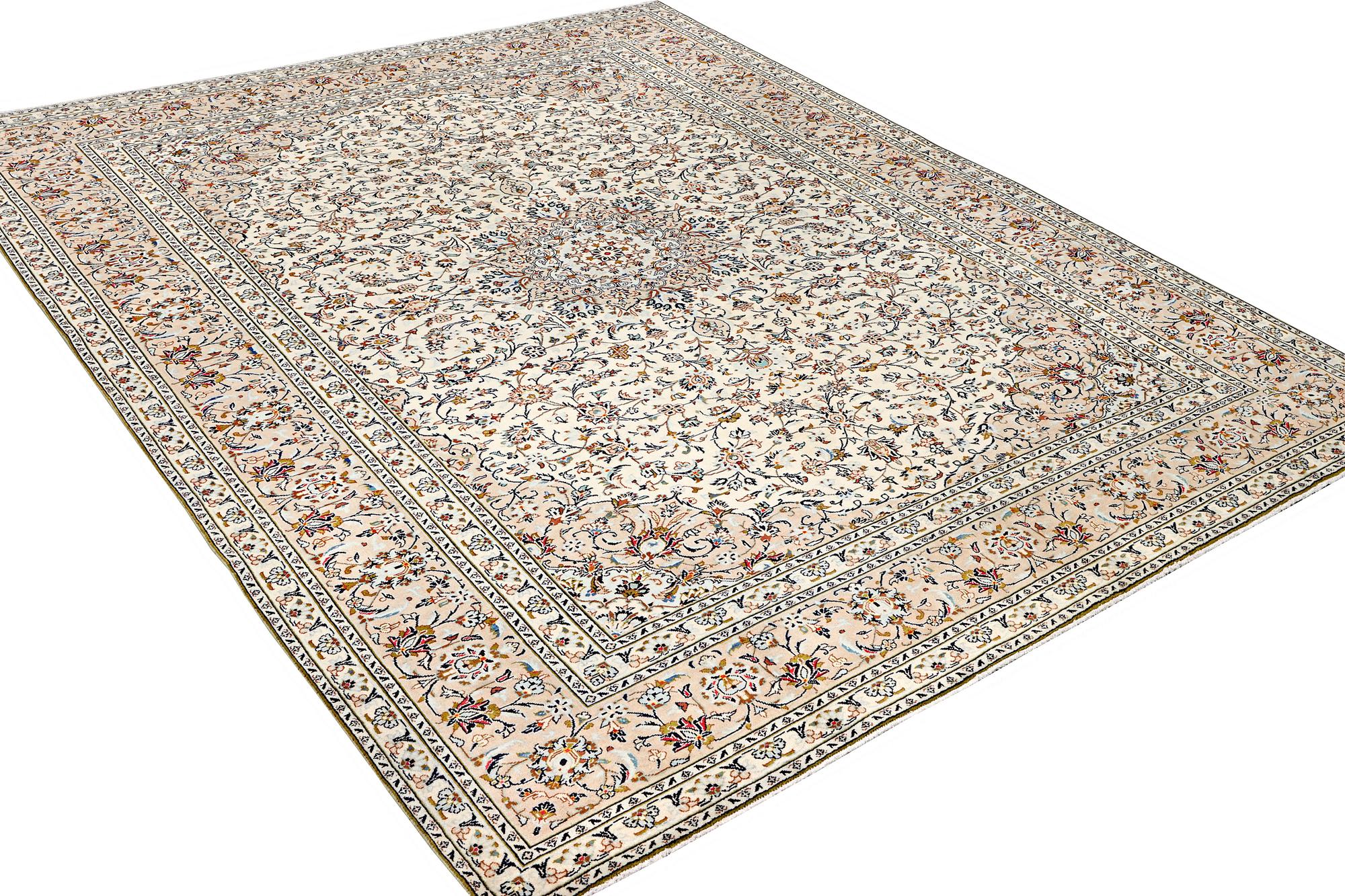 A Kashan carpet, c. 403 x 300 cm.