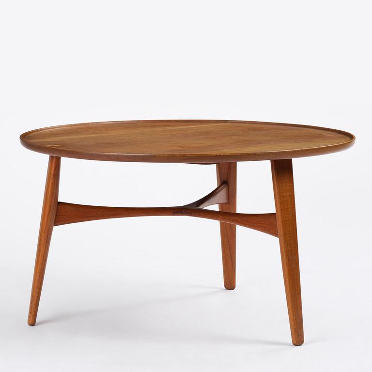Ejner Larsen & Aksel Bender Madsen, a circular teak table model "1804", cabinetmaker Willy Beck, Copenhagen, 1950s.