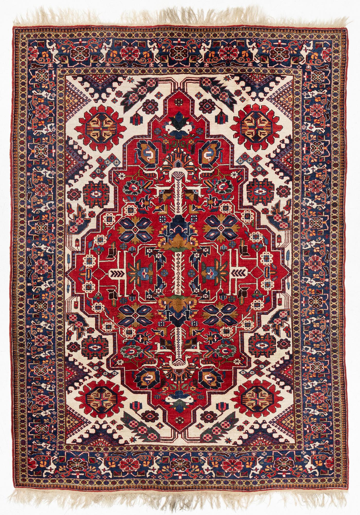 Rug, oriental, approx. 311 x 228 cm.