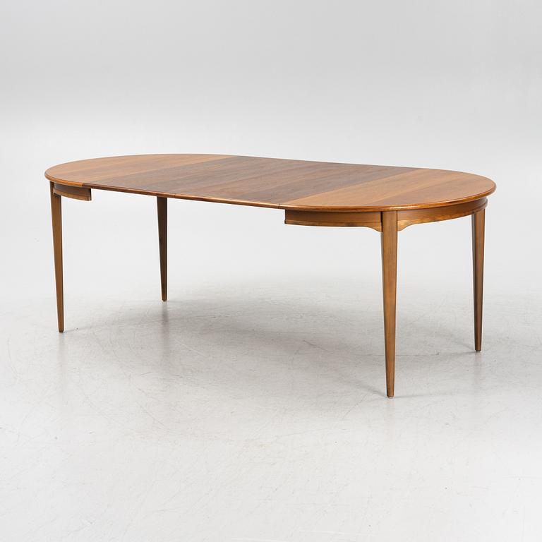 Dining table, walnut, mid-20th century.