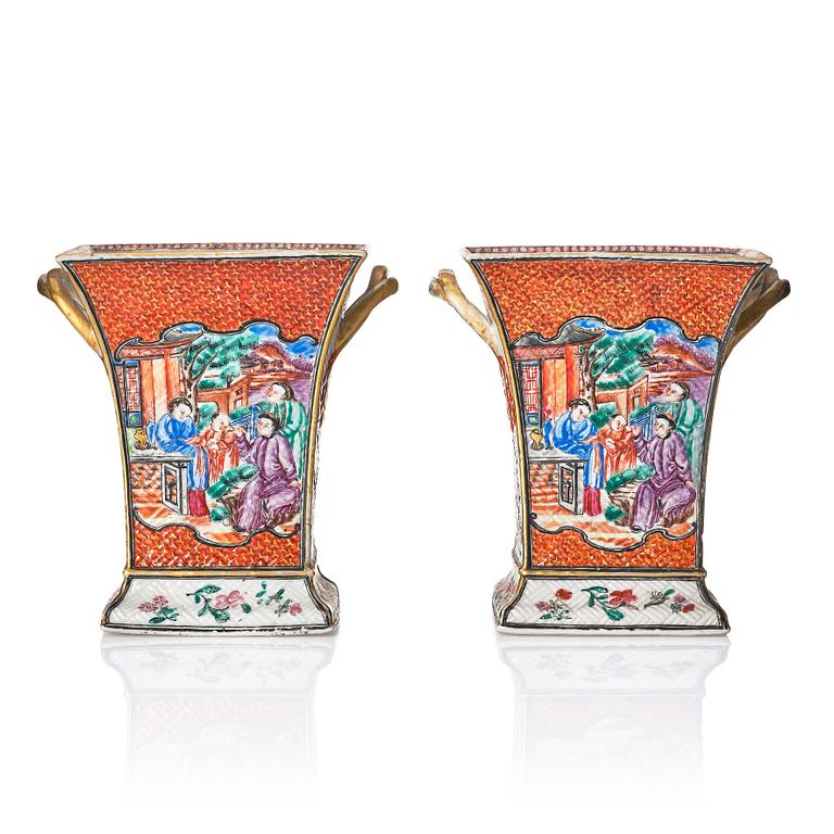 A pair of famille rose tulip vases, Qing dynasty, Qianlong (1736-95).