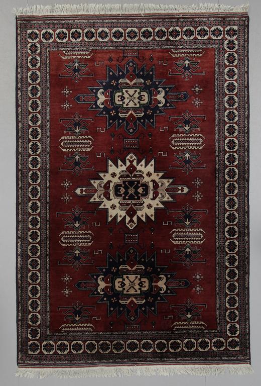 MATTA, orient, ca 298 x 195 cm.