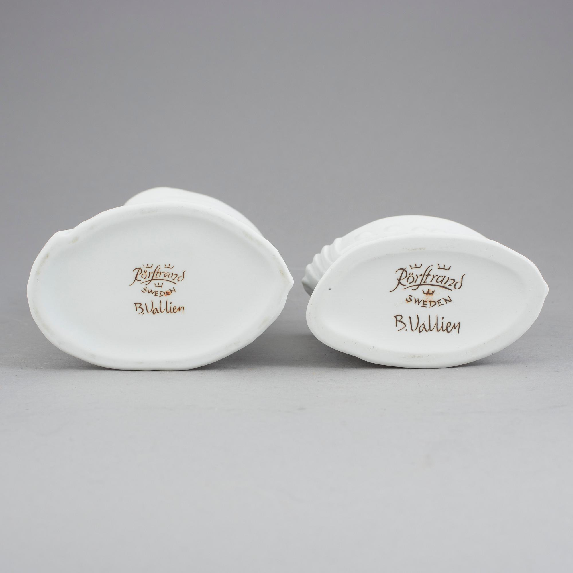 VASER, 2 st, stengods, "Terra" Bertil Vallien. Rörstrand.