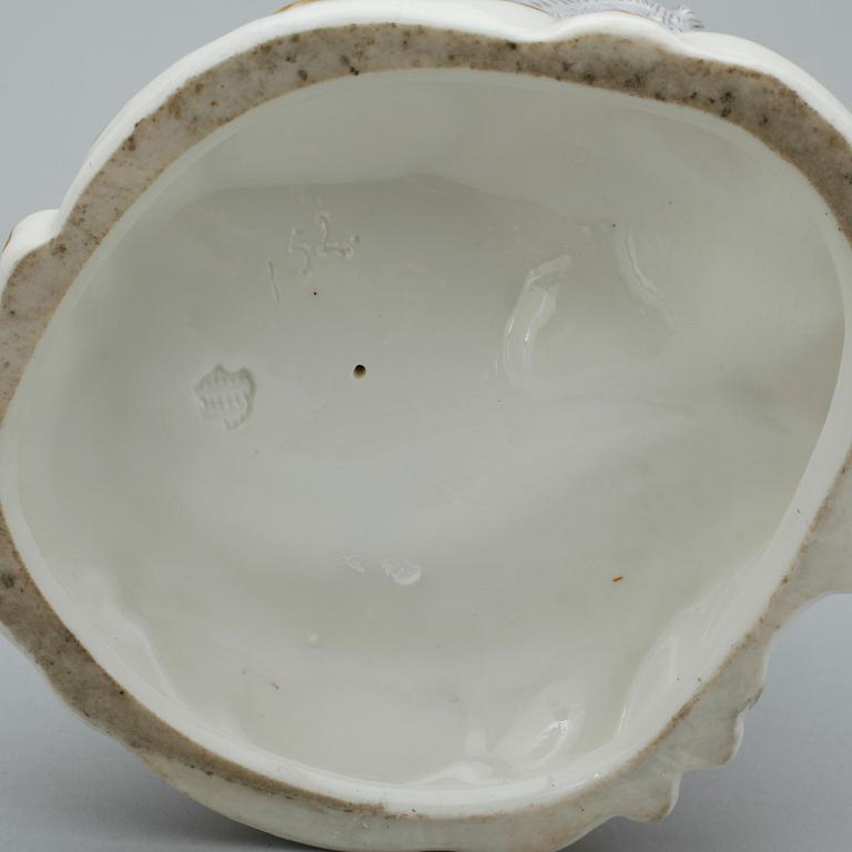 FIGURINER. 2 st. Porslin, 1900-tal.