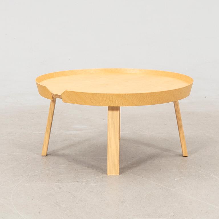 Thomas Bentzen, soffbord "Around coffee table" för Muuto 2000-tal.