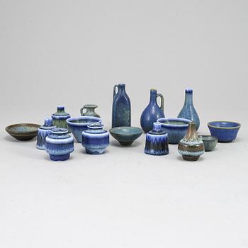 CARL-HARRY STÅLHANE, a set of 16 stoneware miniature vases and bowls, Rörstrand.