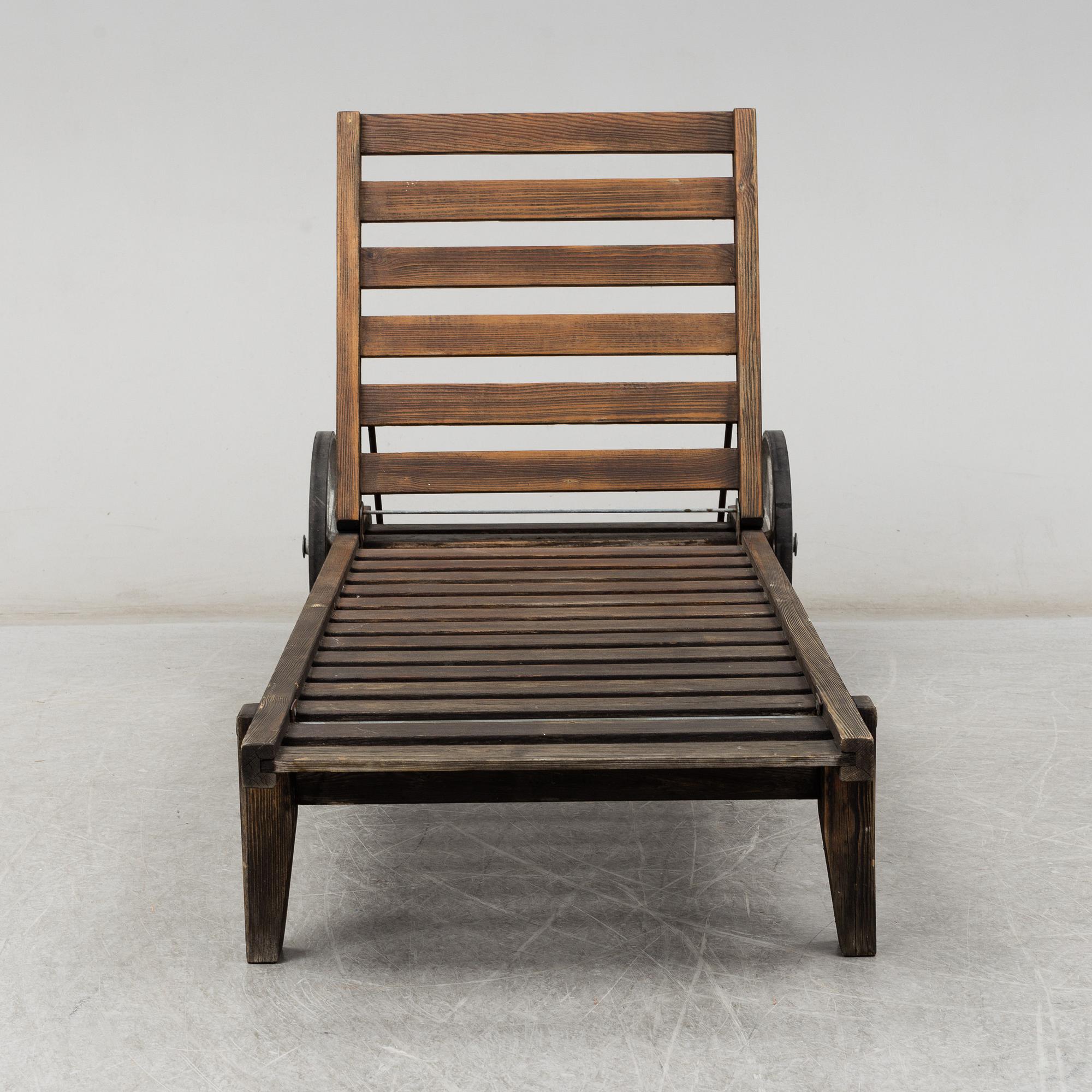 ELSA STACKELBERG, a pine deck chair from Fri Form, Edsbruk.