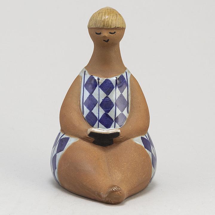 LISA LARSON, figurin, stengods, "Amalia", Gustavsberg. I produktion 1958-1973.