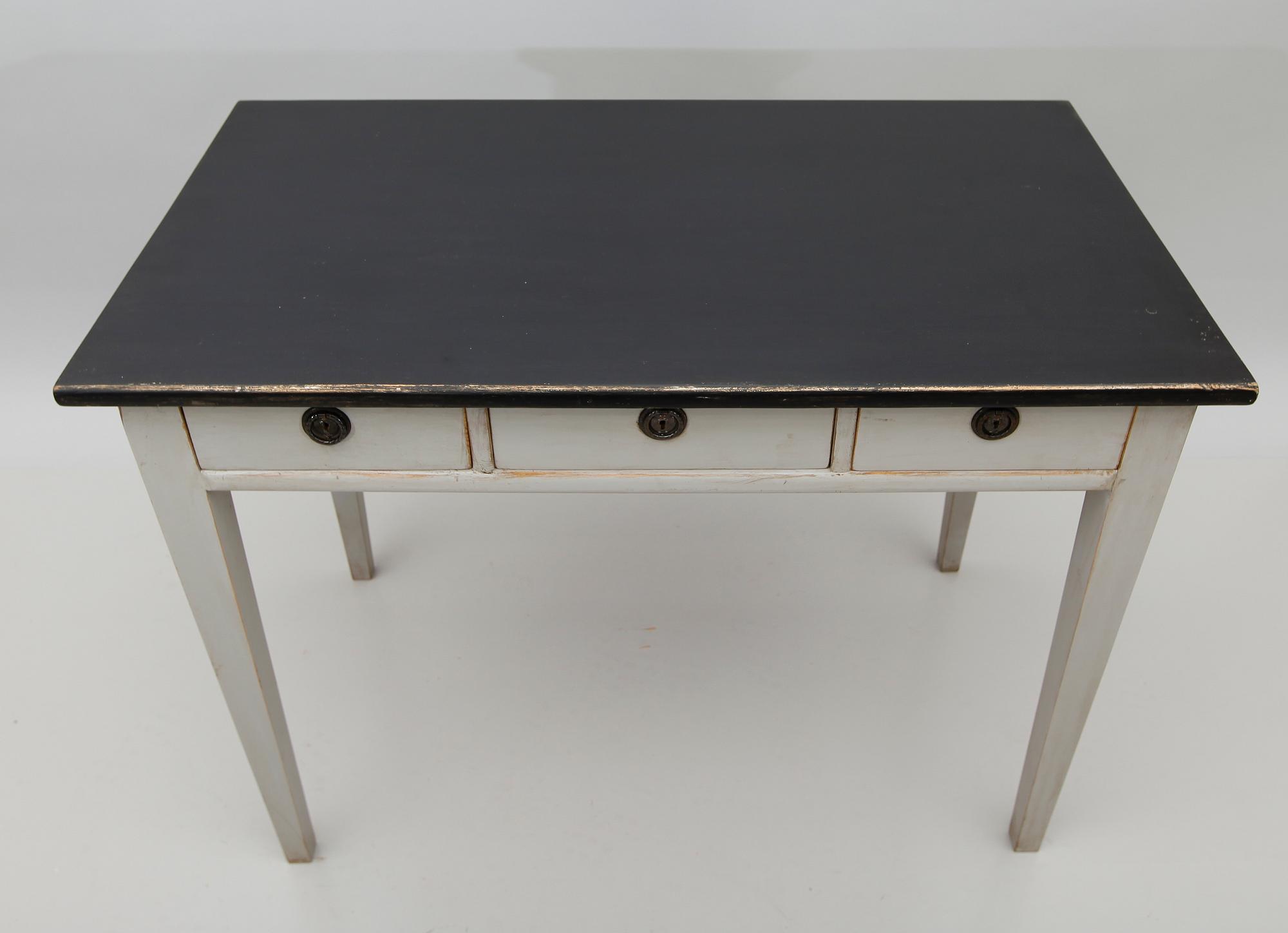 SKRIVBORD, 1900-talets första hälft.