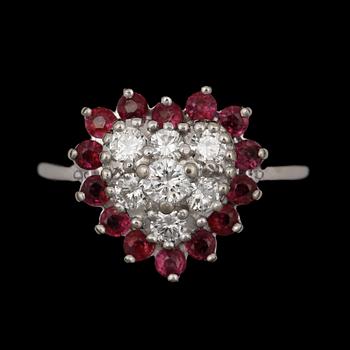 RING, 14k vitguld med rubiner och diamanter tot ca0,40ct. 2000-tal. Vikt 4,7g.