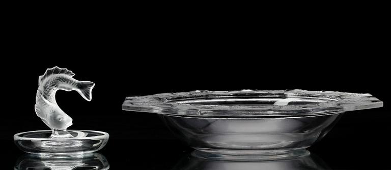 SKÅL samt NÅLFAT, glas, Lalique, 1900-tal.