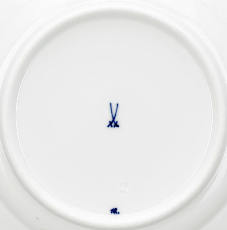 SERVIS, 29 delar, porslin, "lökmönstret", Meissen.