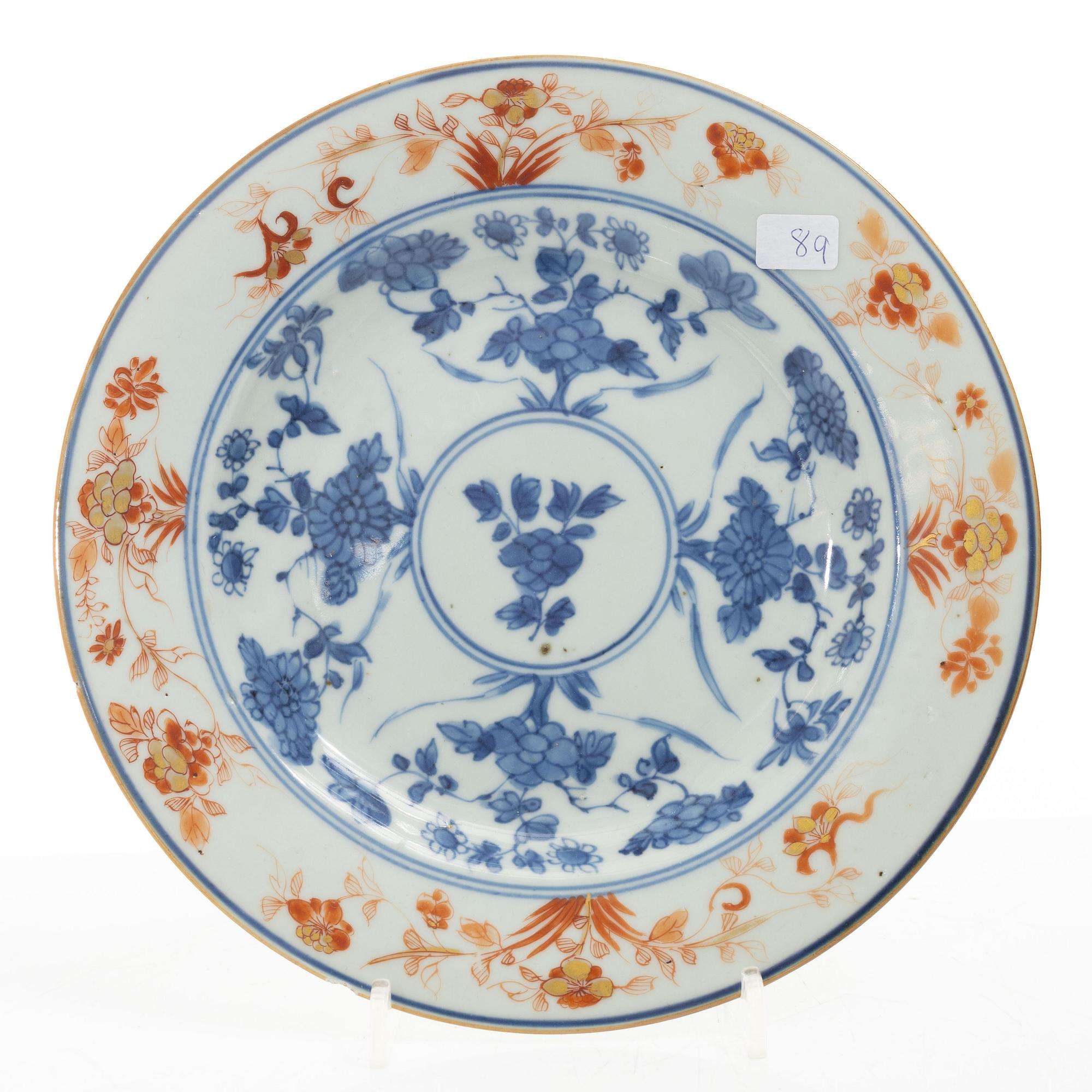 Tallrikar, fyra stycken, porslin, Kina, Qingdynastin, 1700-tal.