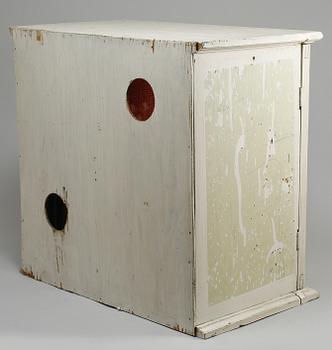 DOCKSKÅP med TILLBEHÖR, 1900-tal.