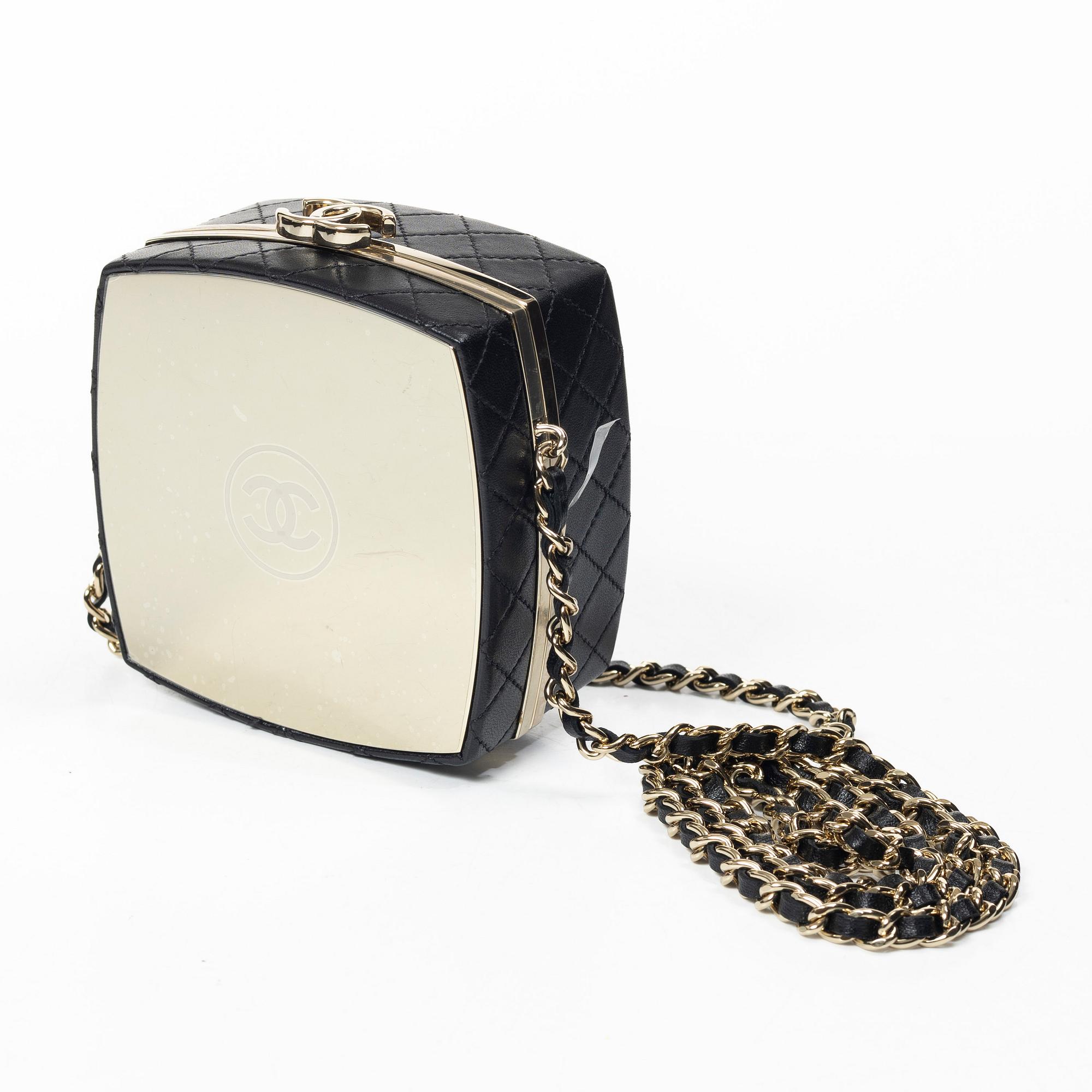 Chanel, väska, "Makeup Box / Mirror Clutch", 2022.