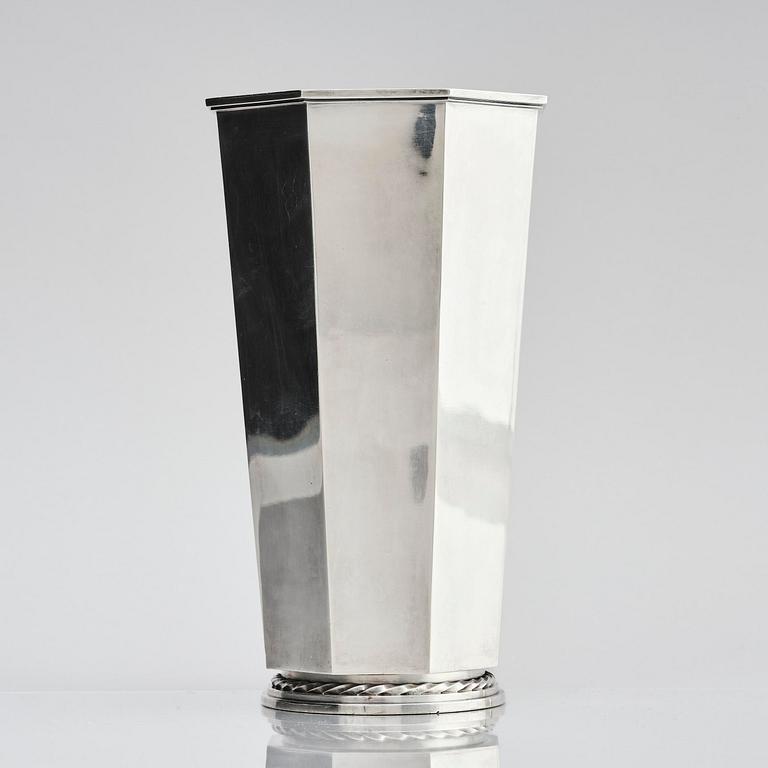Atelier Borgila, a sterling silver vase, Stockholm 1954.