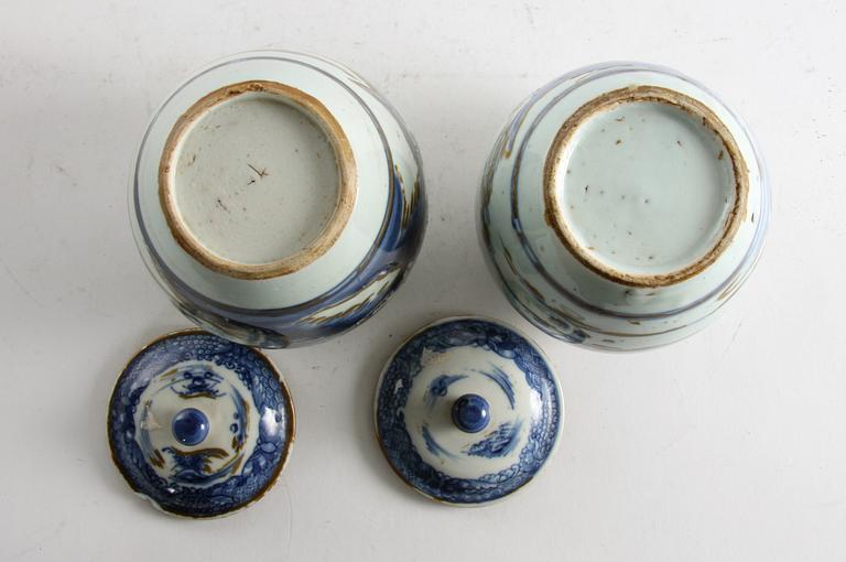 BOJANER, ett par, porslin, Kina, Qing-dynastin, 1800-tal.