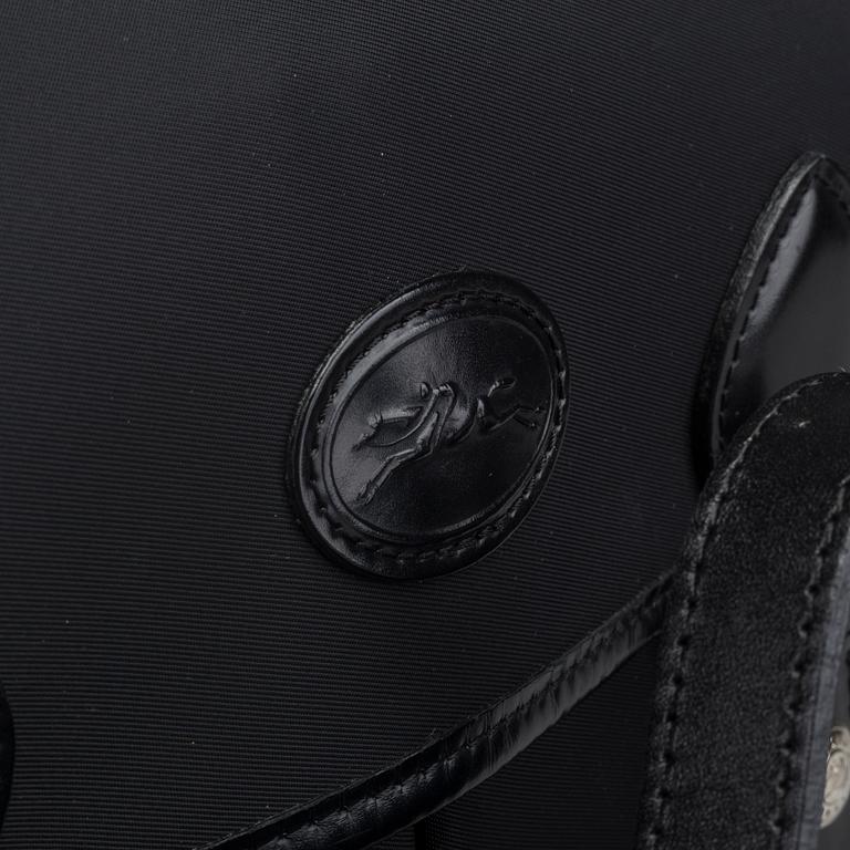 LONGCHAMP, väska samt necessär.
